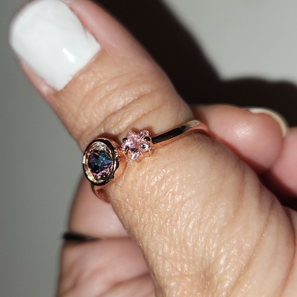 Fragrant Jewels Bypass Ring, Sz. 9 - Picture 7 of 8